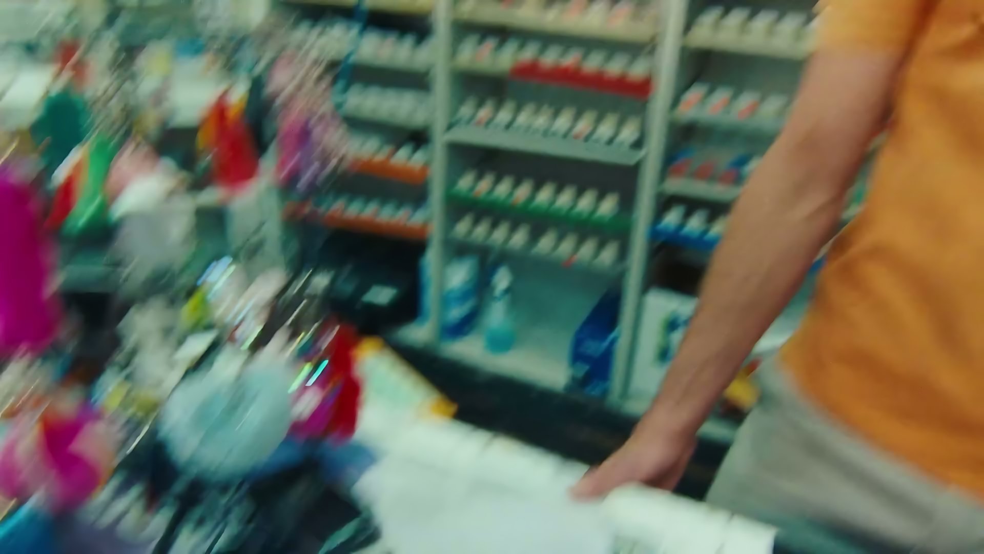 Tate McRae - 2 hands