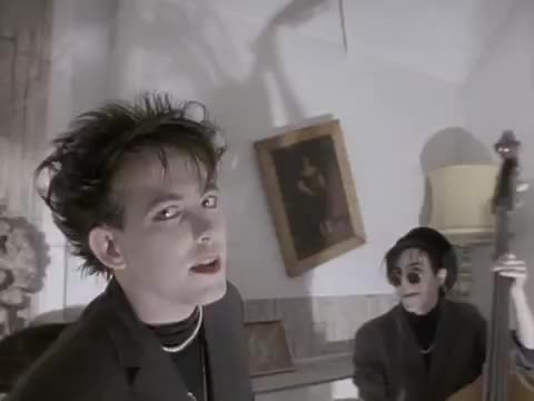 The Cure - The Lovecats