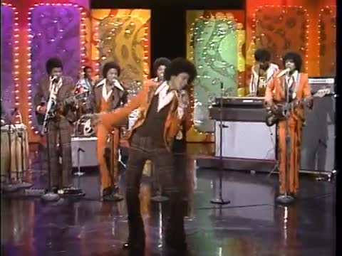 The Jackson 5 - Dancing Machine