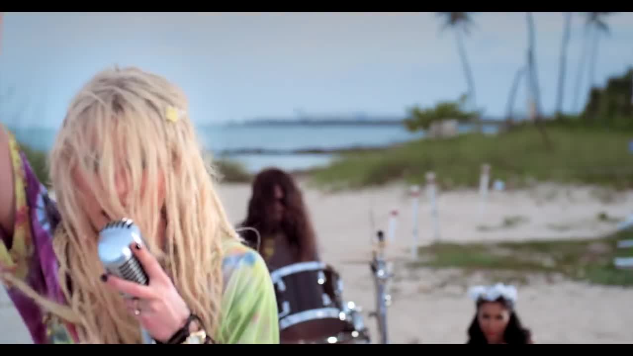 The Pretty Reckless - Messed Up World (F'D Up World)