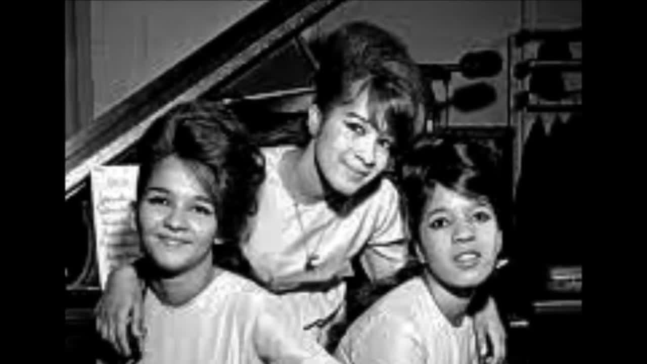 The Ronettes - Be My Baby