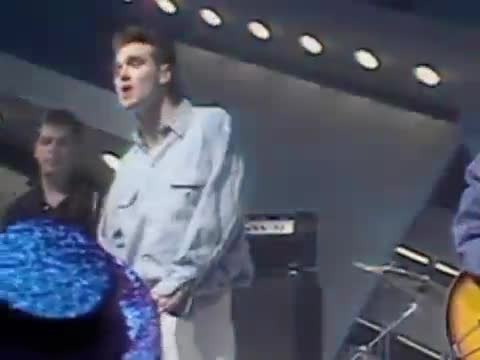 The Smiths - Sheila Take a Bow