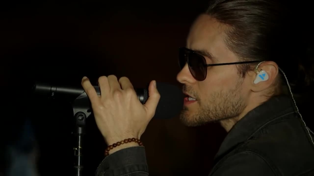 Thirty Seconds to Mars - Night of the Hunter