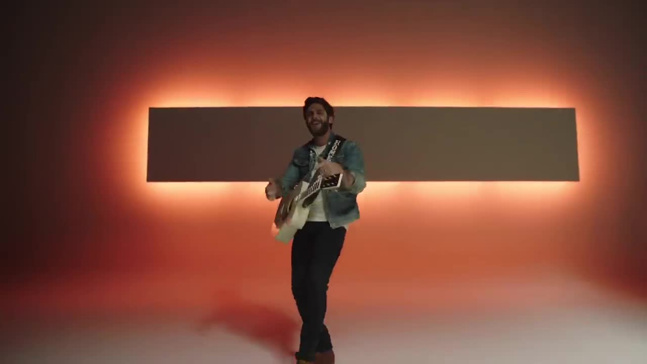 Thomas Rhett - Look What God Gave Her