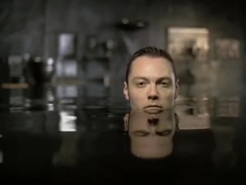 Tiziano Ferro - A mi edad