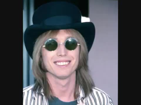 Tom Petty and the Heartbreakers - Dogs on the Run