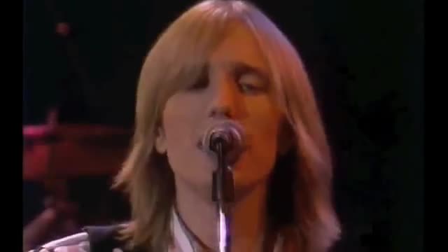 Tom Petty and the Heartbreakers - I Need to Know