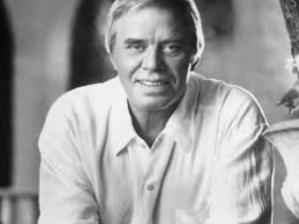 Tom T. Hall - She Gave Her Heart to Jethro