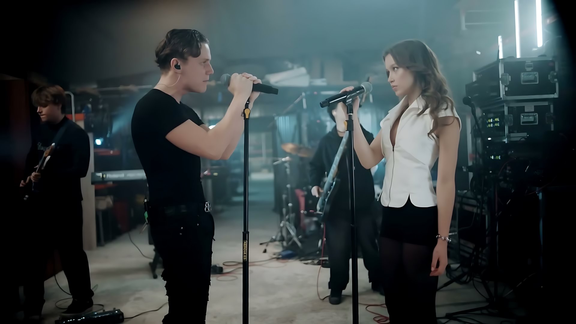 Ваня Дмитриенко - Силуэт