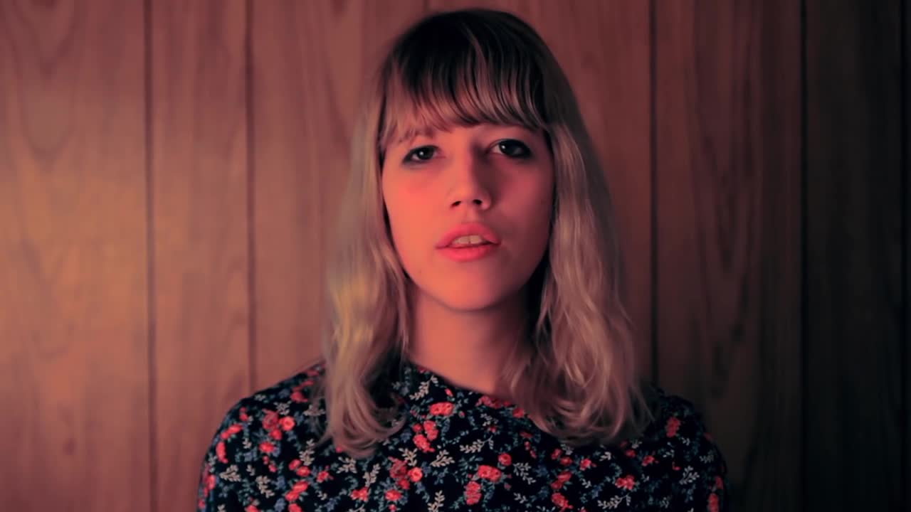 Vivian Girls - I Heard You Say