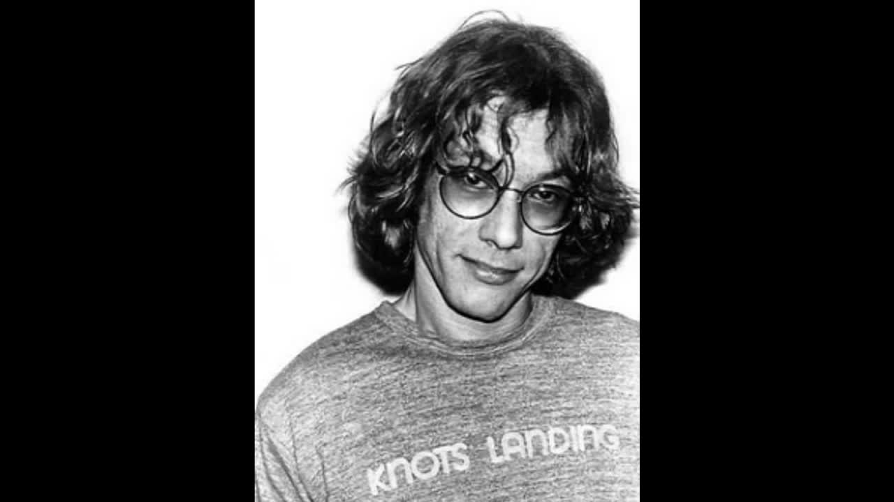 Warren Zevon - Don't Let Us Get Sick