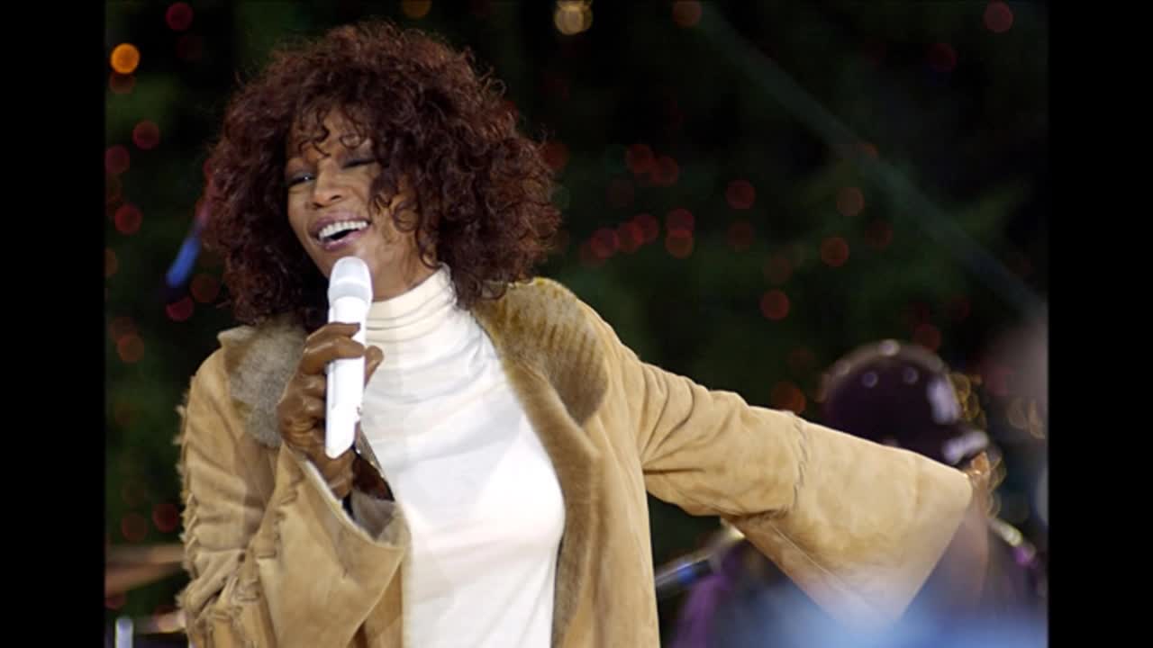 Whitney Houston - Saving All My Love