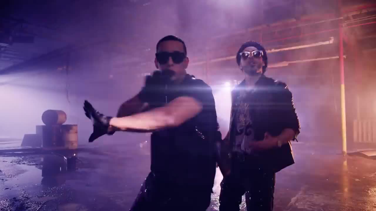 Yandel - Moviendo caderas