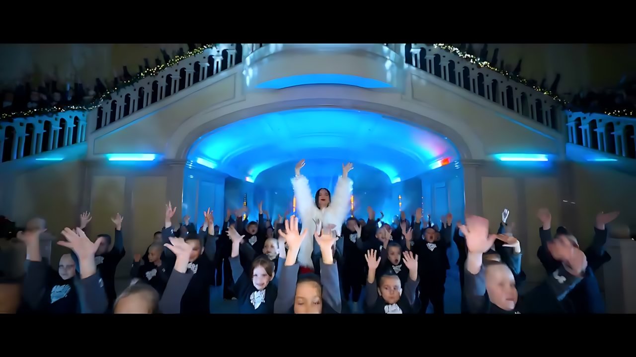 YATSUTA - Новорічна