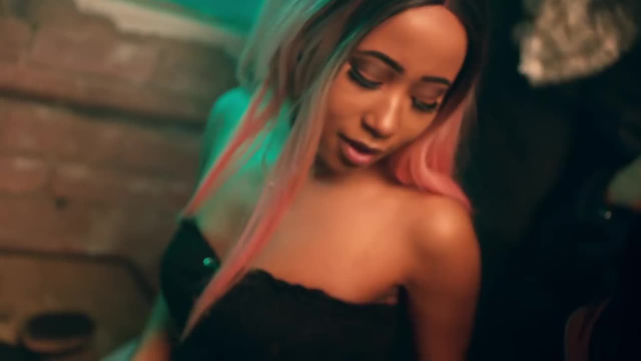 ZieZie - Fine Girl