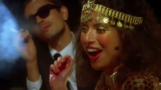 Addison Rae - Fame Is a Gun