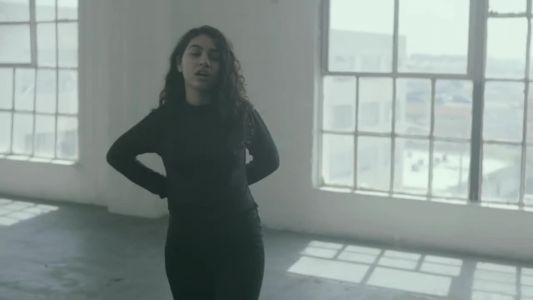 Alessia Cara - Scars to Your Beautiful