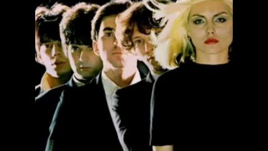 Blondie - Happy Dog (for Caggy)
