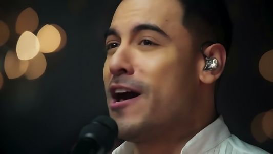 Carlos Rivera - Alguien me espera en madrid