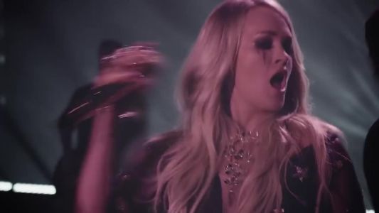 Carrie Underwood - Cry Pretty