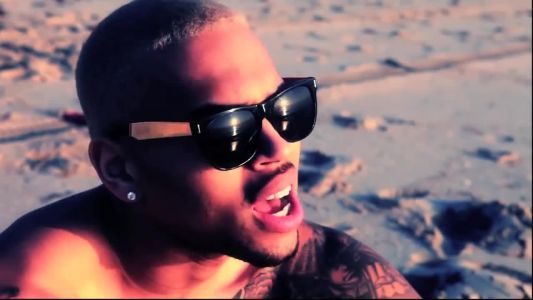 Chris Brown - Should’ve Kissed You