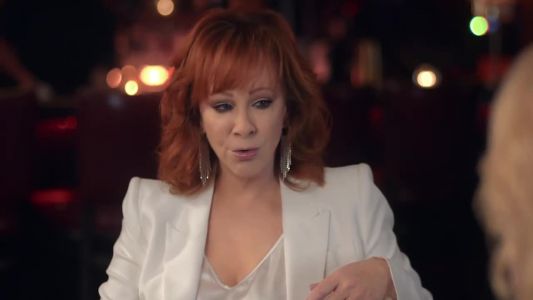 Reba McEntire - Does He Love You Featuring
