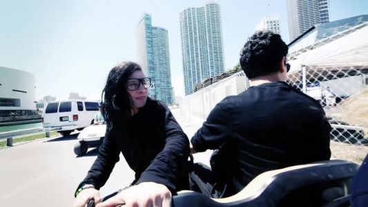 Skrillex - Rock n’ Roll (Will Take You to the Mountain)