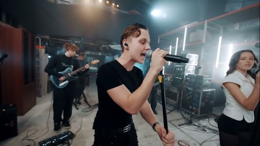 Ваня Дмитриенко - Силуэт